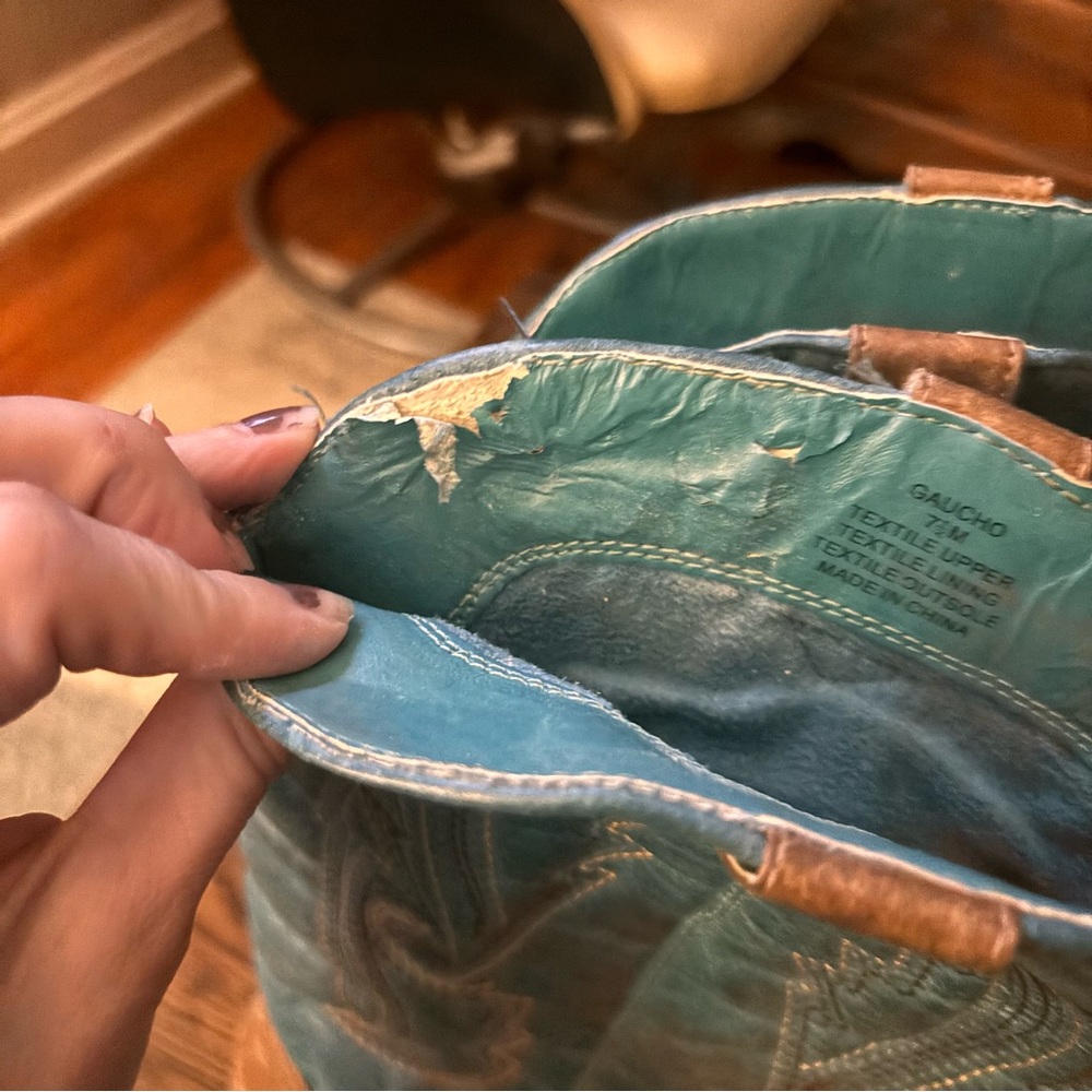 Vegan Leather Coconuts by Matisse Turquoise & Brown Western Boots- Size 7.5 (US) - Picture 7 of 9